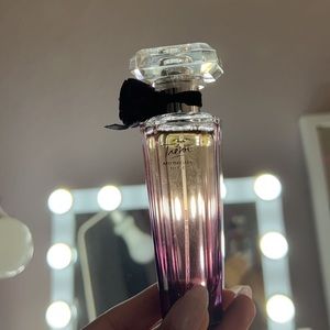 La Nuit Tresor Midnight Rose